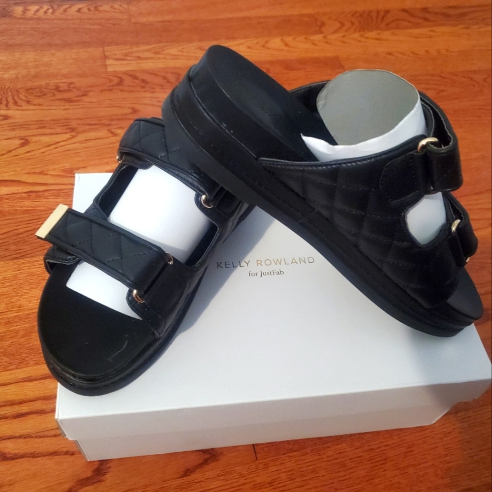 NEW Kelly Rowland JustFab Black w/ Gold  Sandals Size9